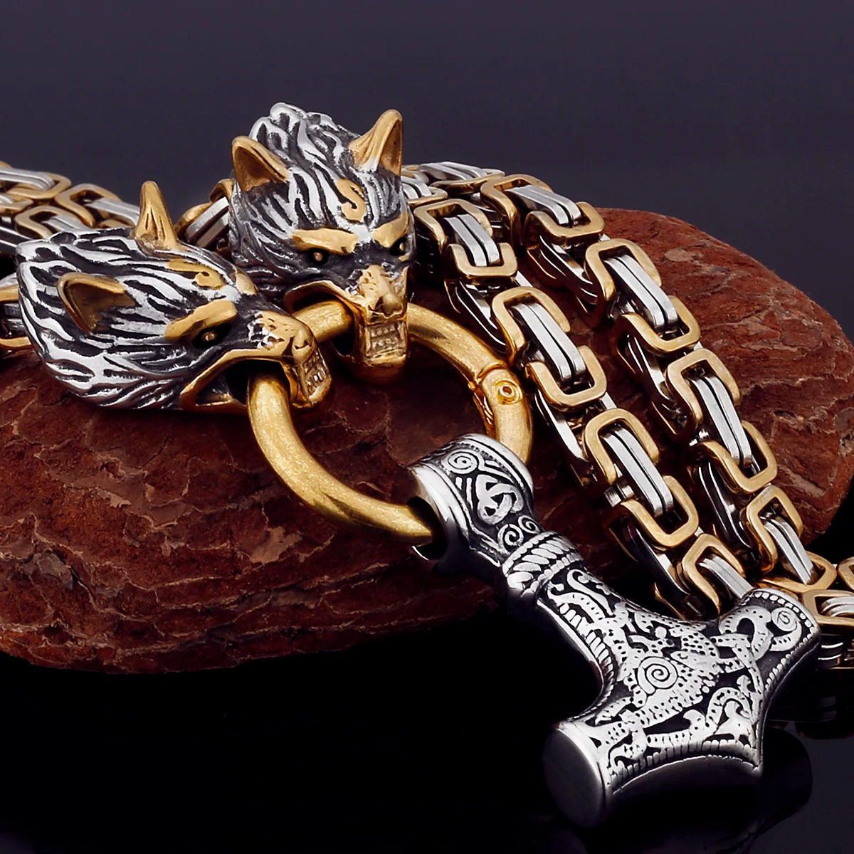 Nordic Celtic Wolf  Necklace Pendant Viking Wolf Head