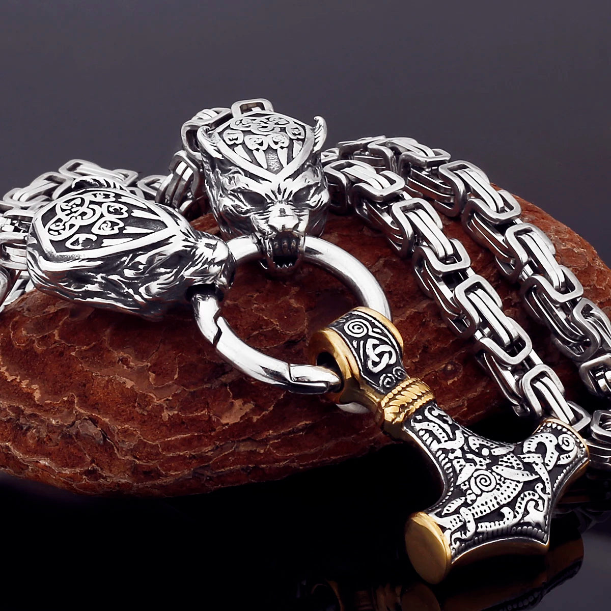 Nordic Celtic Wolf  Necklace Pendant Viking Wolf Head