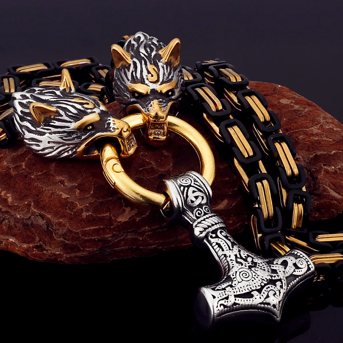 Nordic Celtic Wolf  Necklace Pendant Viking Wolf Head