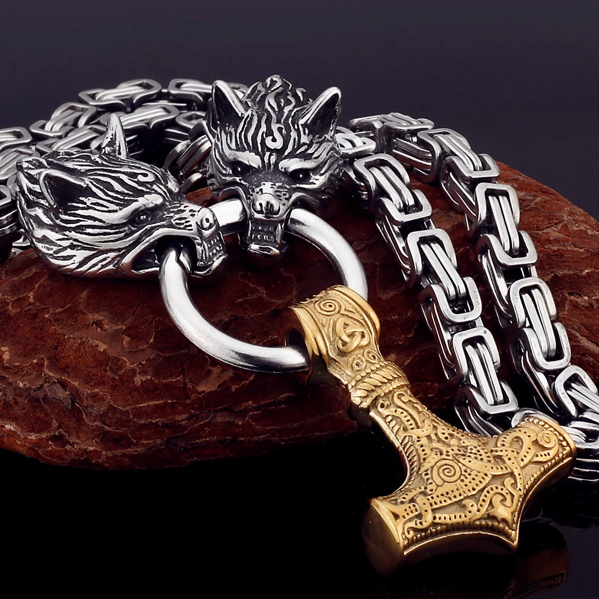 Nordic Celtic Wolf  Necklace Pendant Viking Wolf Head