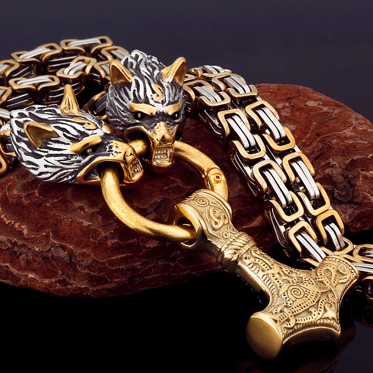 Nordic Celtic Wolf  Necklace Pendant Viking Wolf Head
