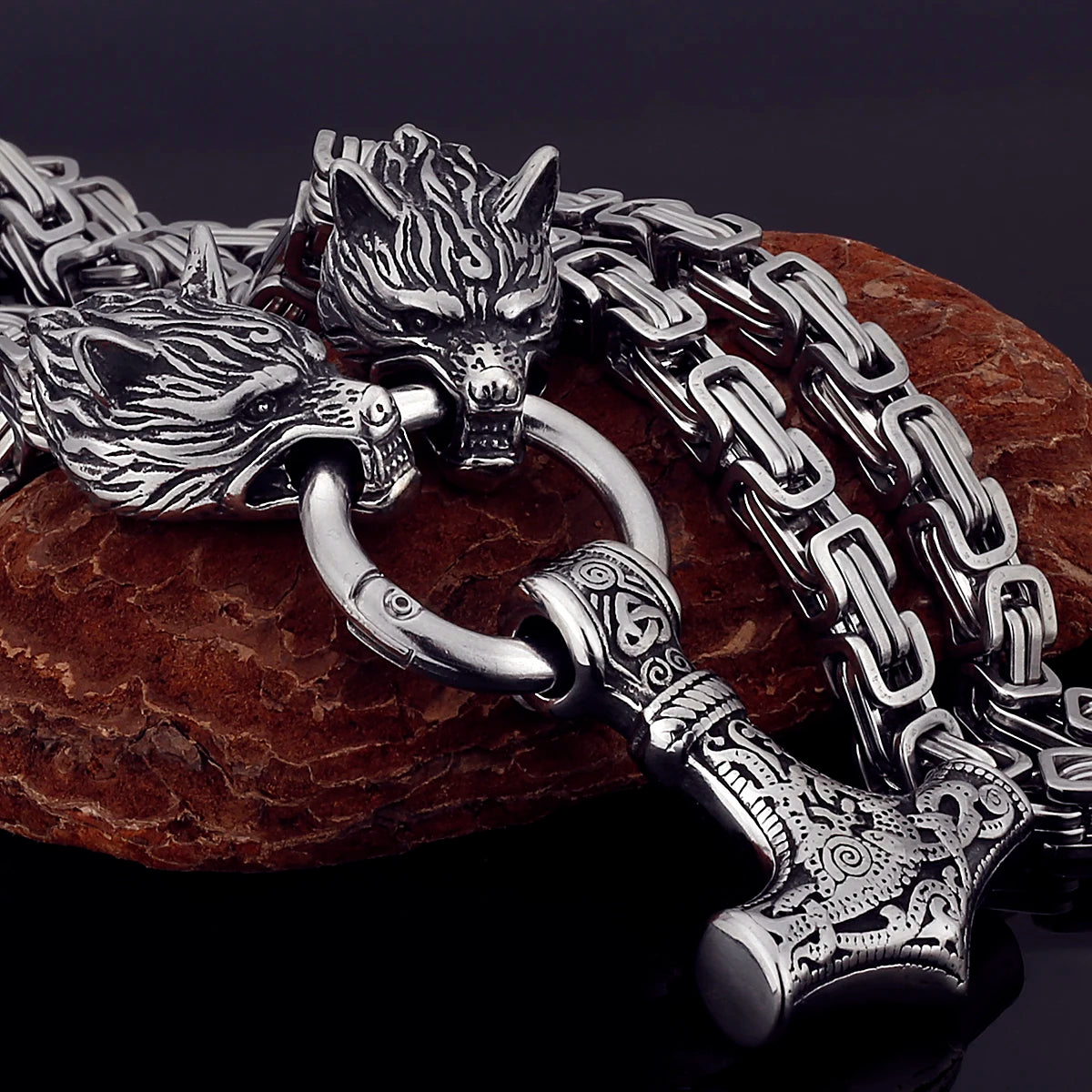 Nordic Celtic Wolf  Necklace Pendant Viking Wolf Head