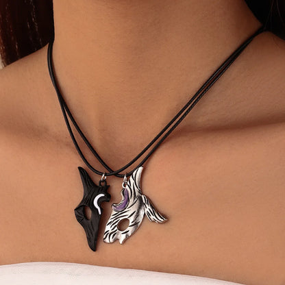 2Pcs Sheep Wolf Game Couple Necklaces Black White kindred
