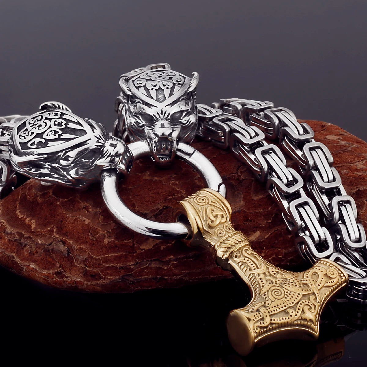 Nordic Celtic Wolf  Necklace Pendant Viking Wolf Head